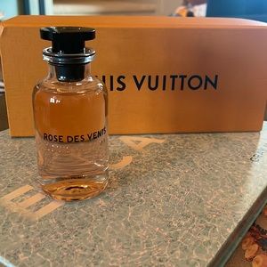 Louis Vuitton Rose Des Vents